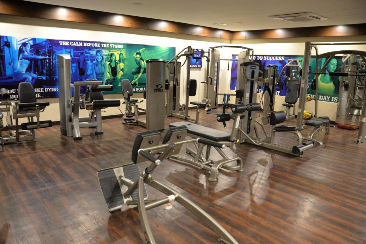 Jacaranda Heights Hotell Islamabad Exteriör bild