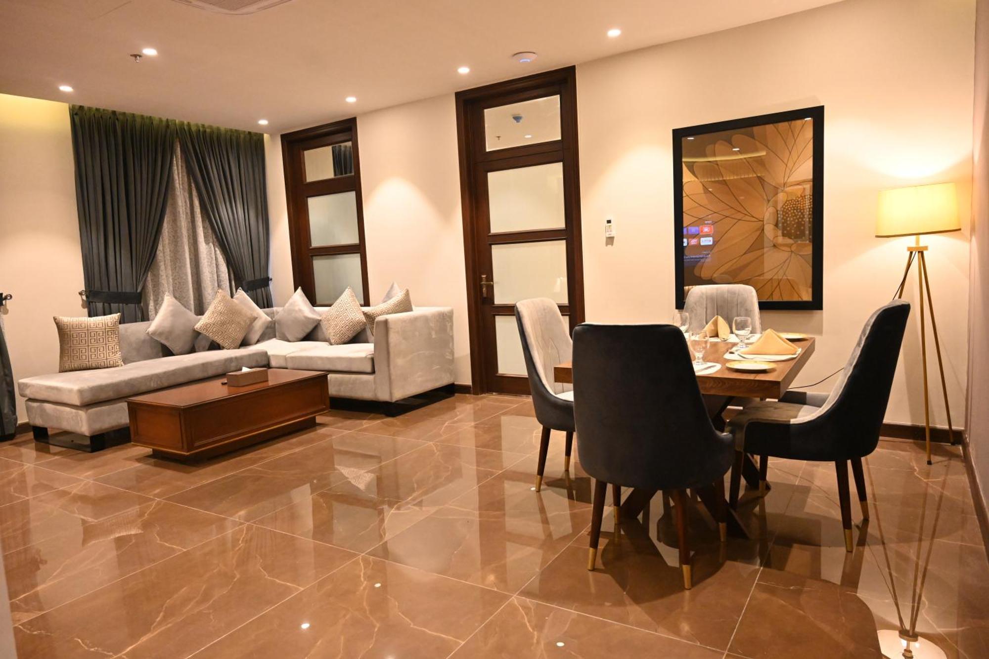 Jacaranda Heights Hotell Islamabad Exteriör bild