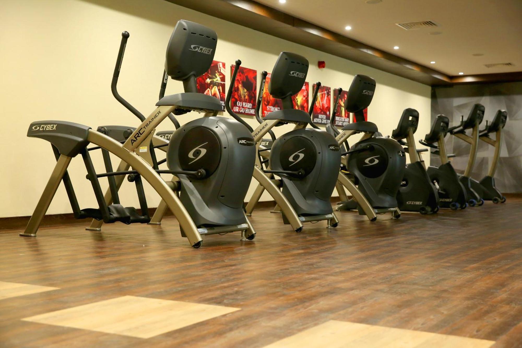Jacaranda Heights Hotell Islamabad Exteriör bild