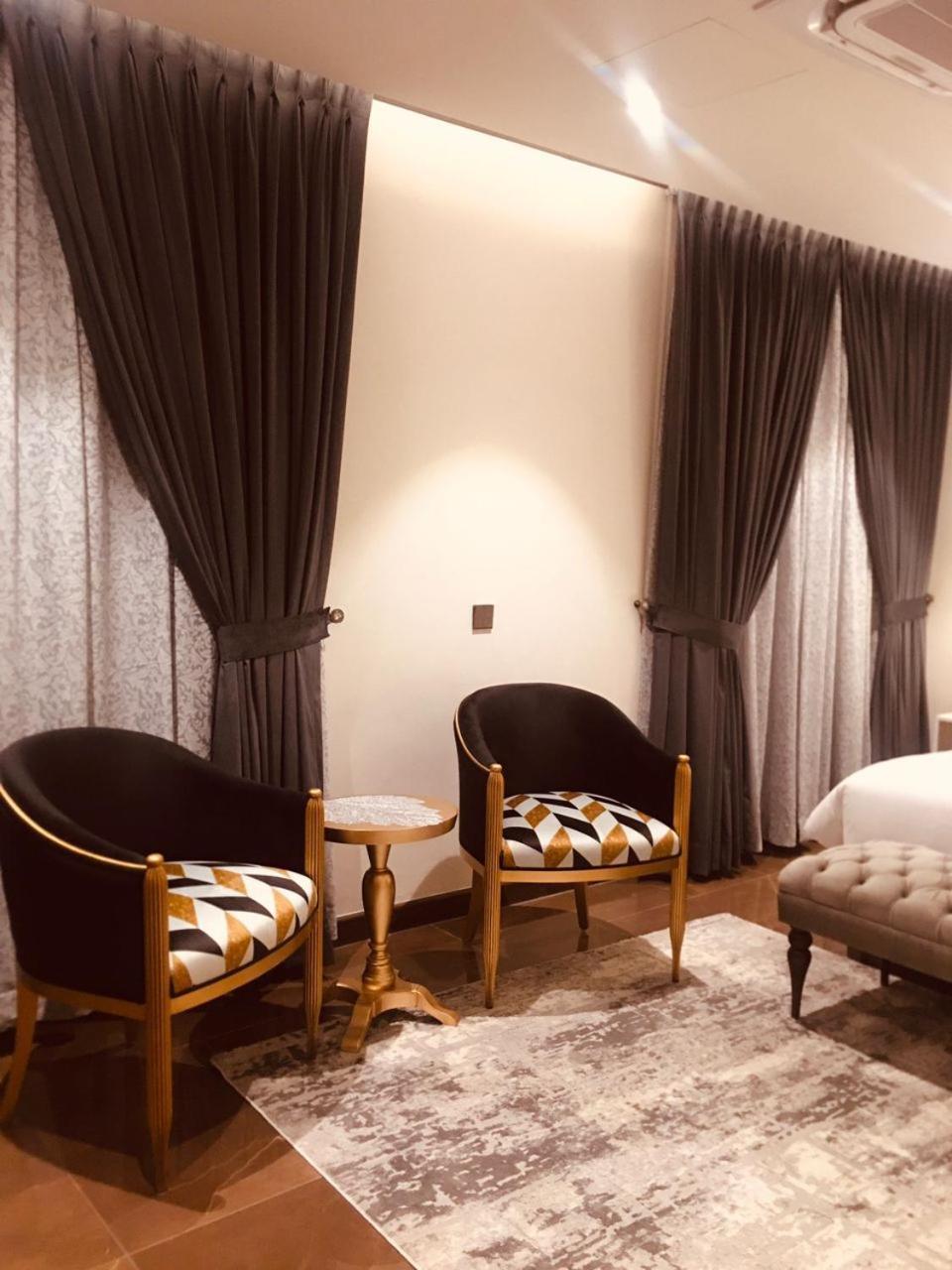 Jacaranda Heights Hotell Islamabad Exteriör bild