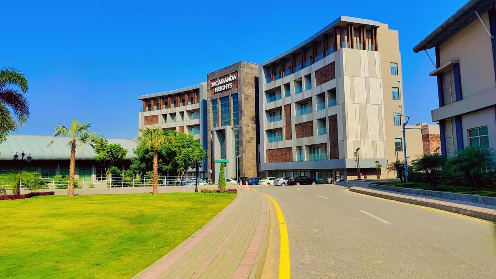 Jacaranda Heights Hotell Islamabad Exteriör bild