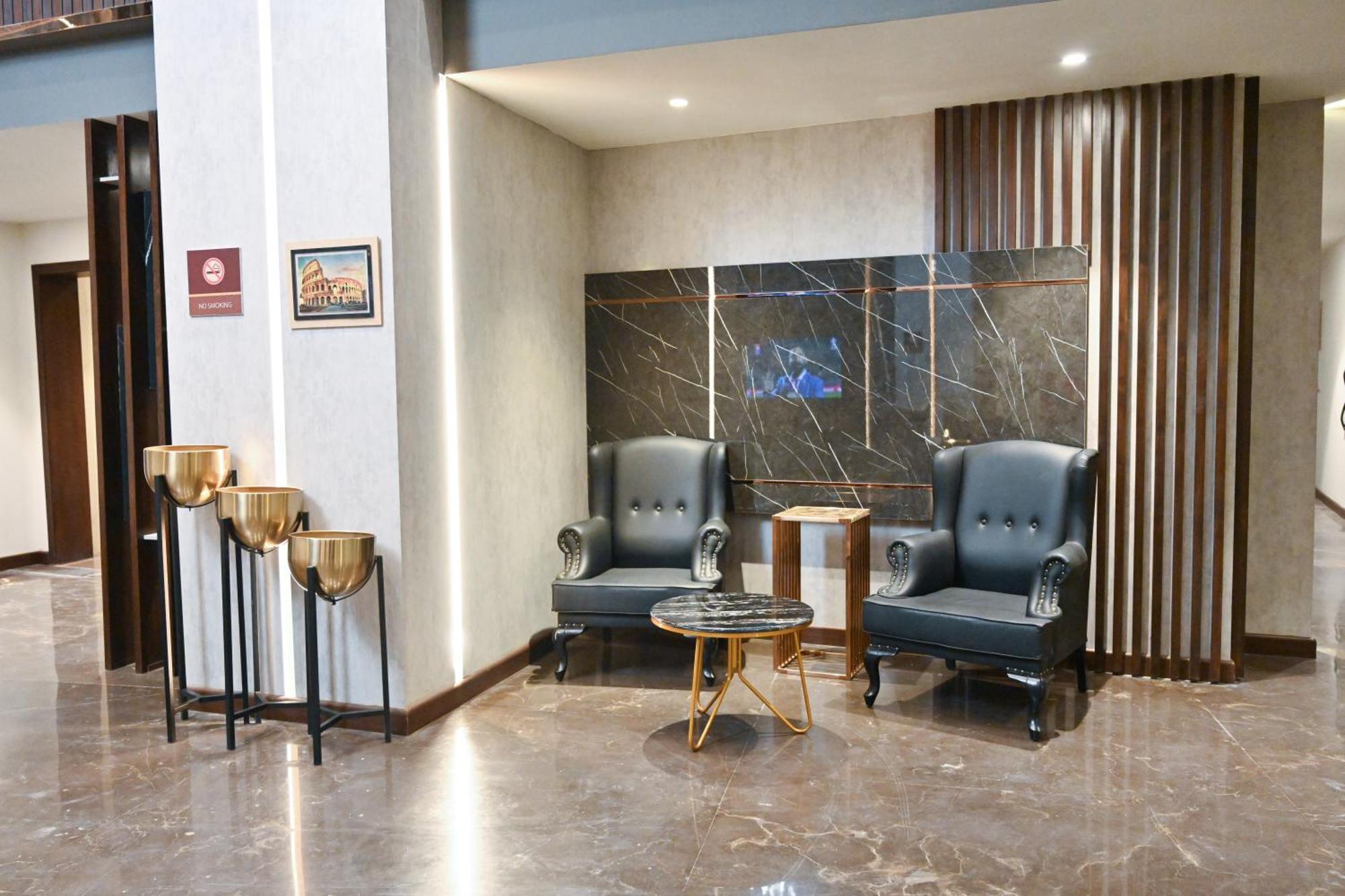 Jacaranda Heights Hotell Islamabad Exteriör bild