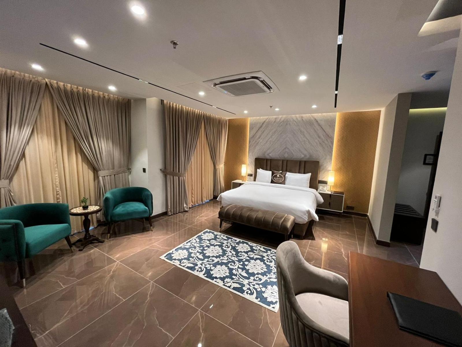 Jacaranda Heights Hotell Islamabad Exteriör bild